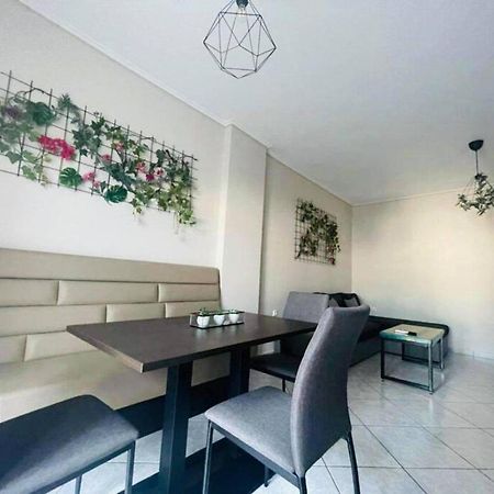 Relaxing 2 Bdr Apartment ヨアニナ エクステリア 写真